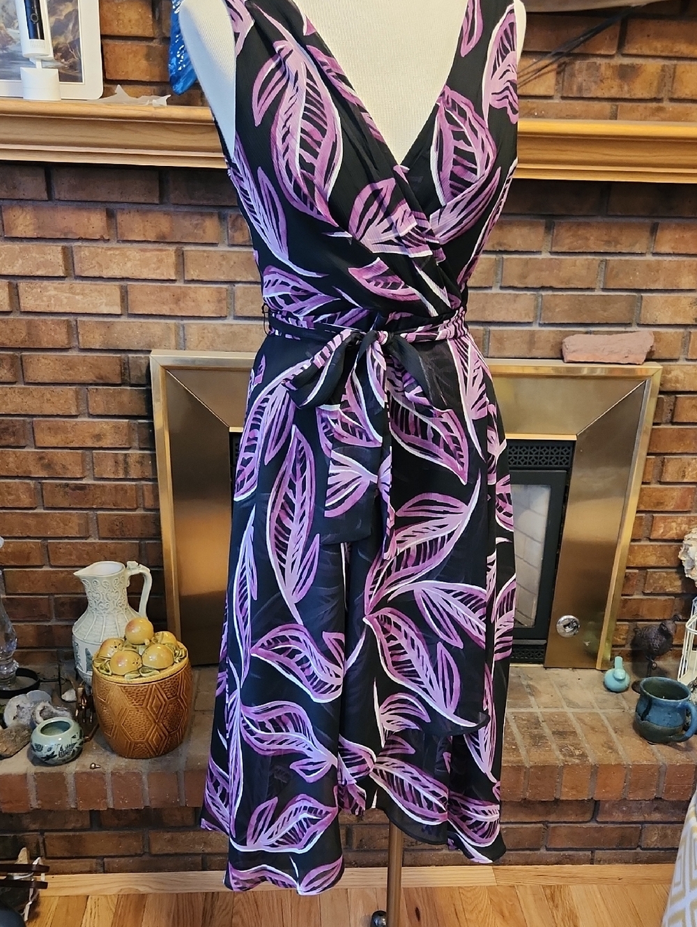 DKNY Black & Purple Leaf-Print Wrap Dress Size 6 Tropical Semi Sheer